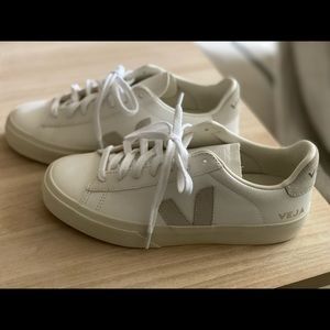 Vera Campo Sneaker, Beige, Size 6